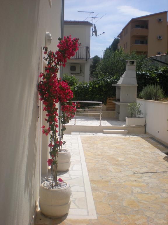 Apartments Oklopcic Trogir Exteriör bild