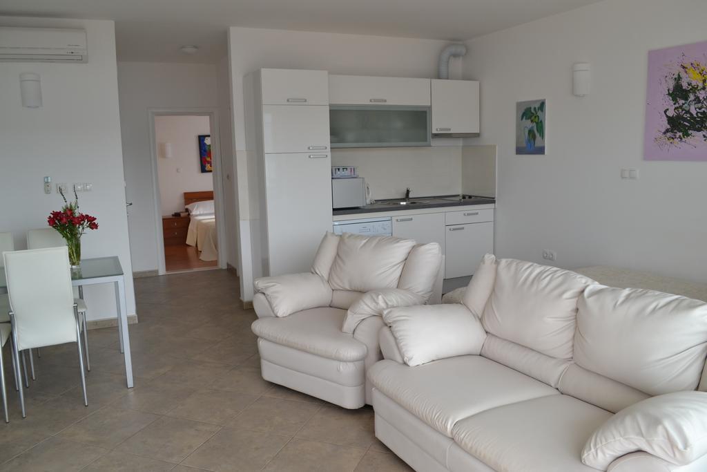 Apartments Oklopcic Trogir Rum bild