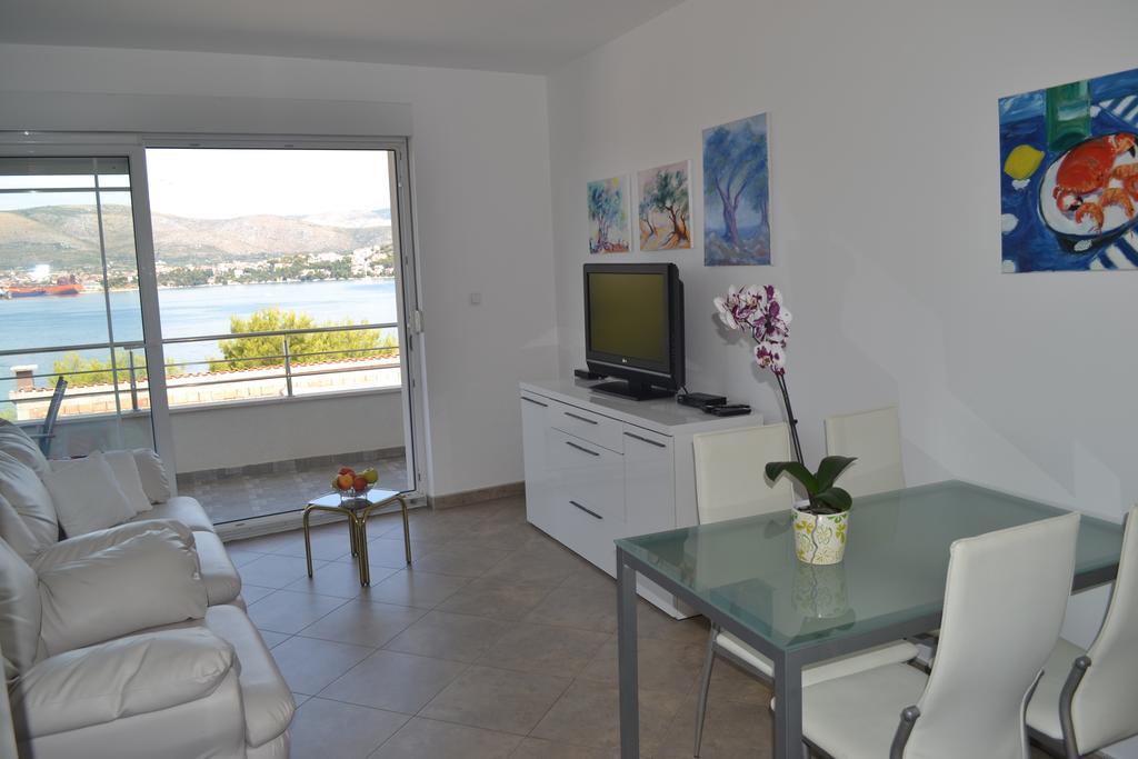Apartments Oklopcic Trogir Exteriör bild