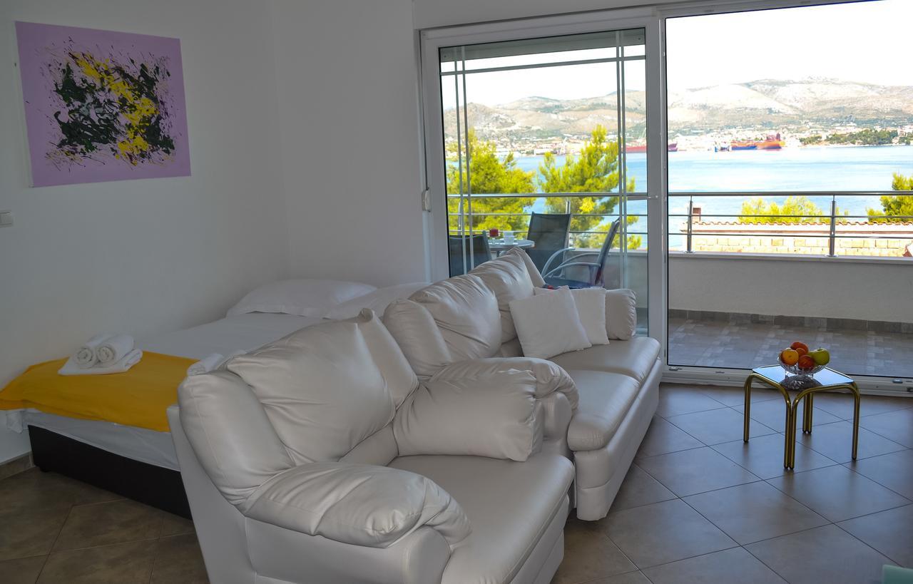 Apartments Oklopcic Trogir Exteriör bild