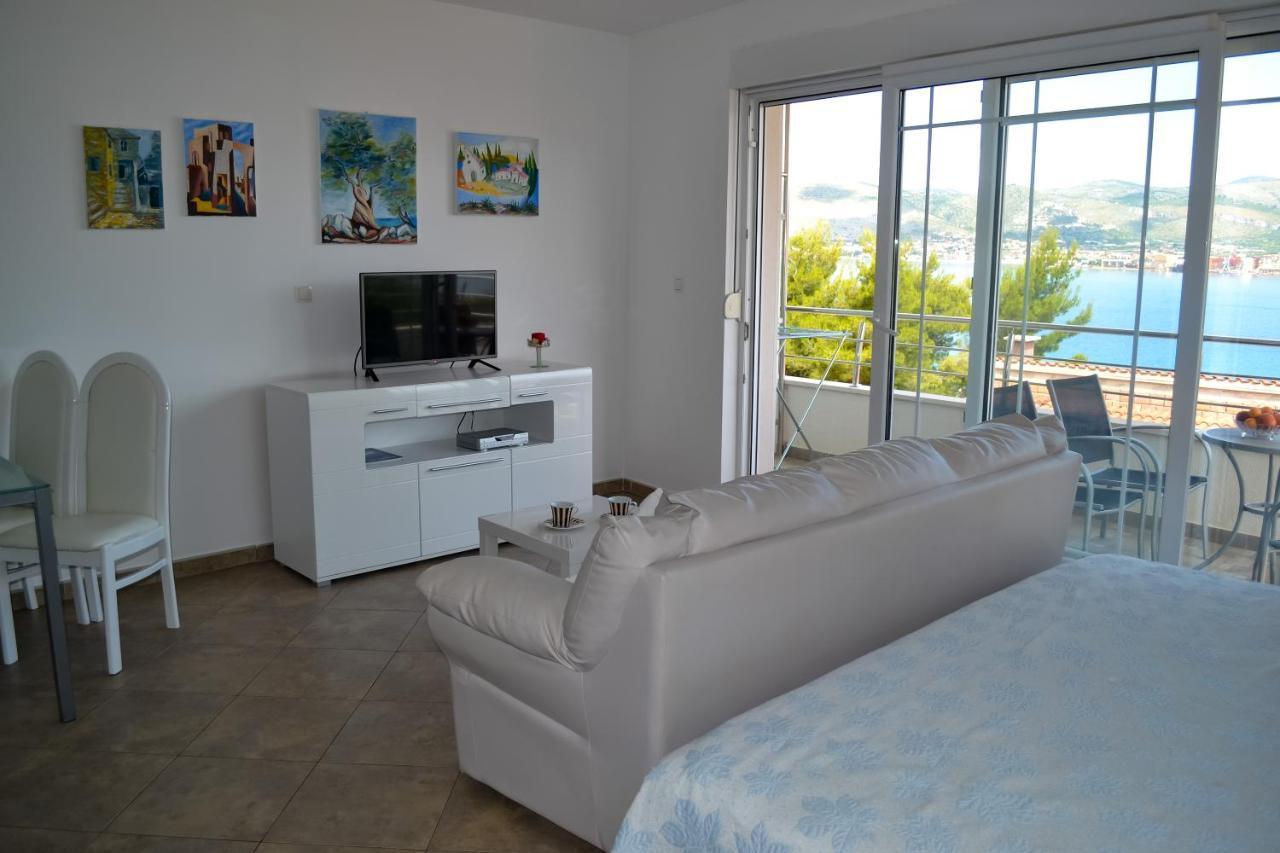 Apartments Oklopcic Trogir Exteriör bild